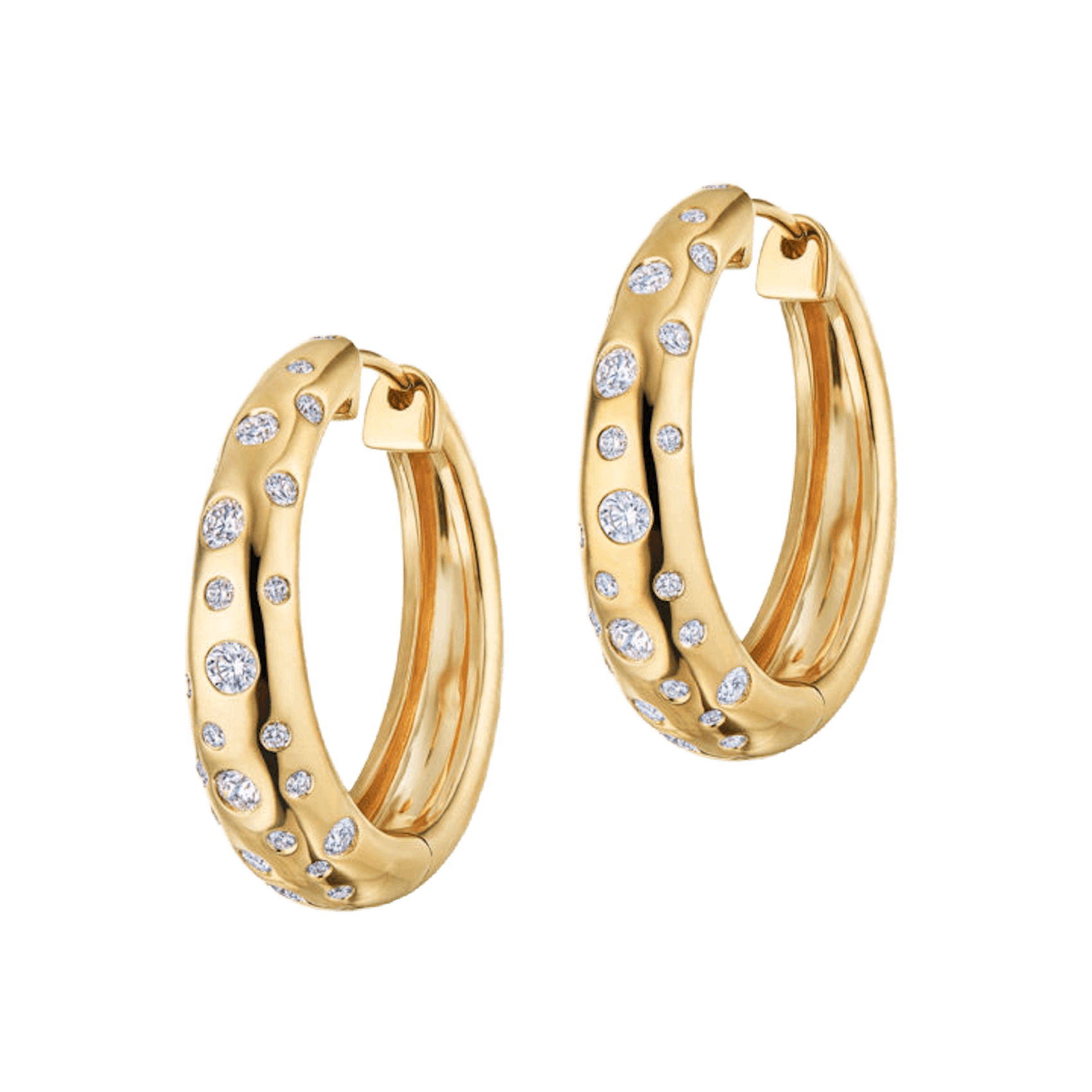 Vertical 18K Yellow Gold Cobbelstone Diamond Huggie Earrings
