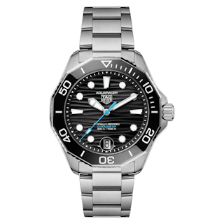 Vertical Aquaracer Professional 300 Date