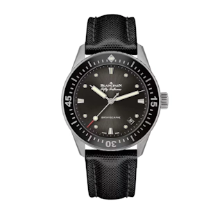 Vertical Fifty Fathoms Bathyscaphe