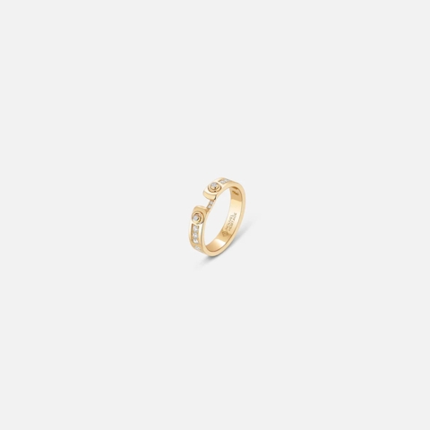 Vertical 18K Yellow Gold Mood Tuxedo Diamond Ring