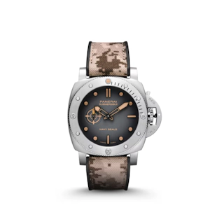Vertical Submersible QuarantaQuattro Navy SEALs 44