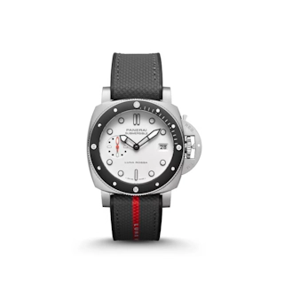 Vertical Submersible Luna Rossa 42