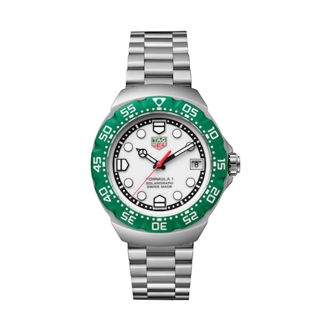 Vertical Formula 1 Solargraph